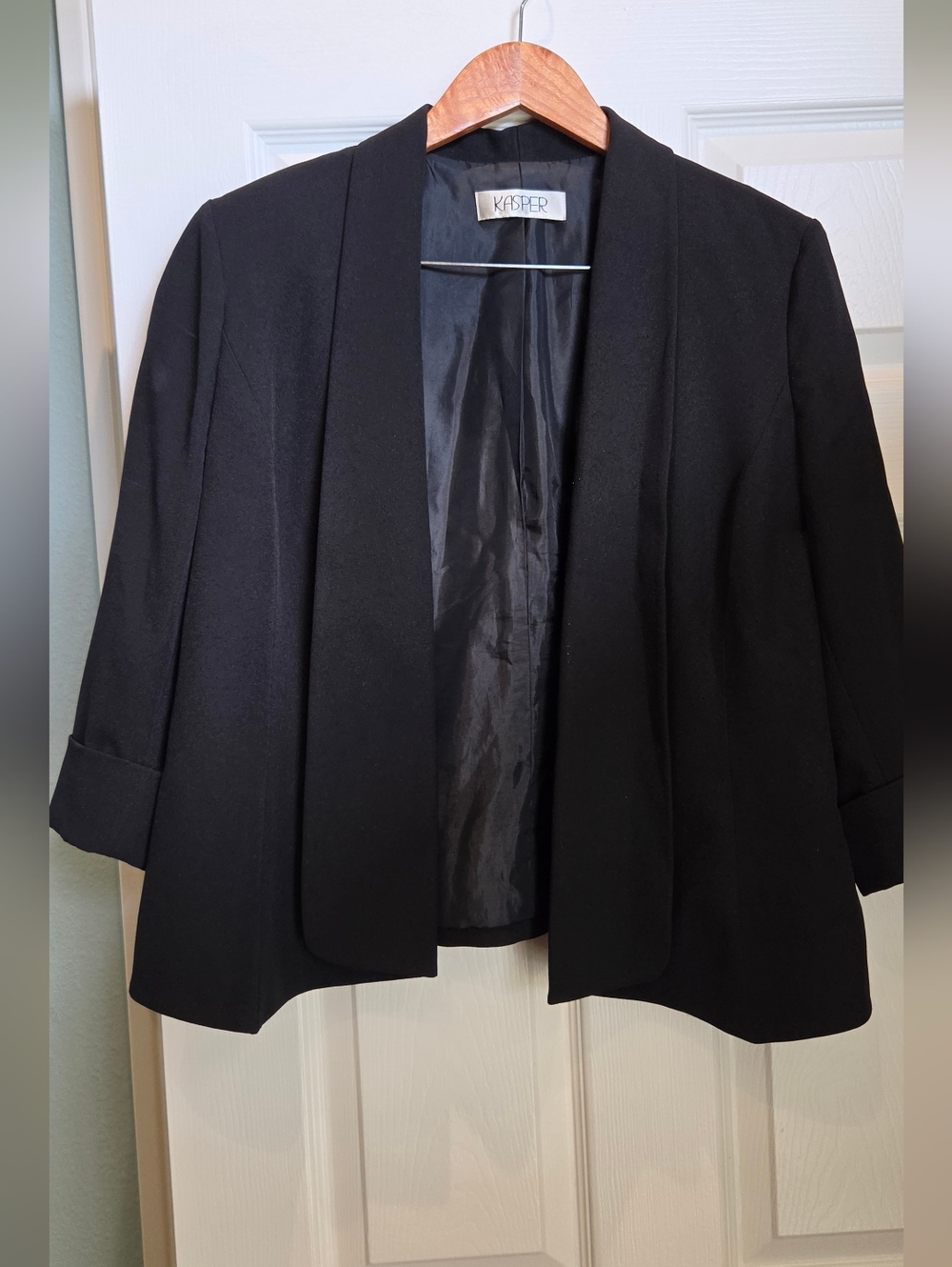 Kasper Black Open-Front Blazer with Three-Quarter Sleeves (Wear With Anything)